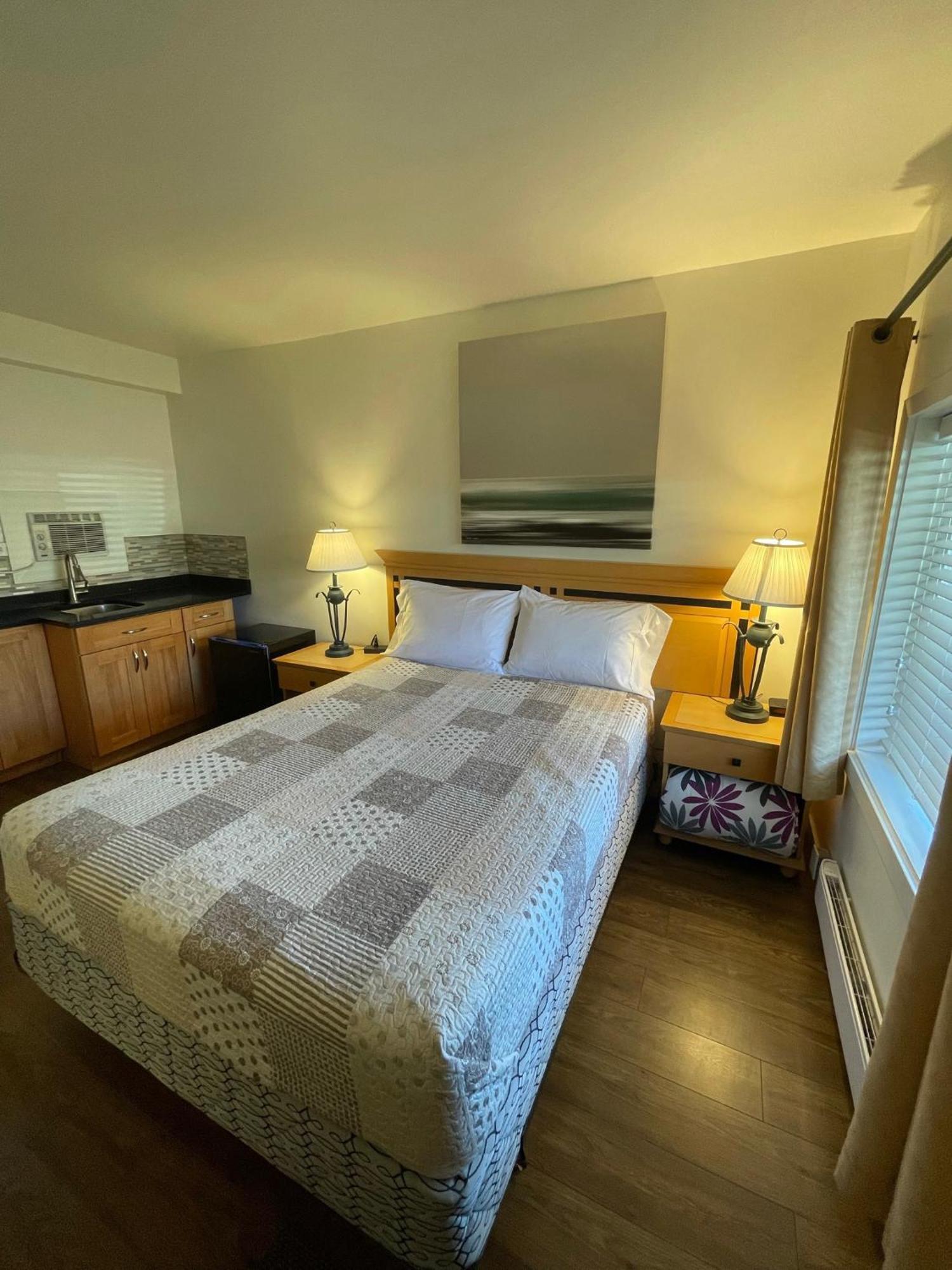 Sunset Motel Cache Creek Bagian luar foto