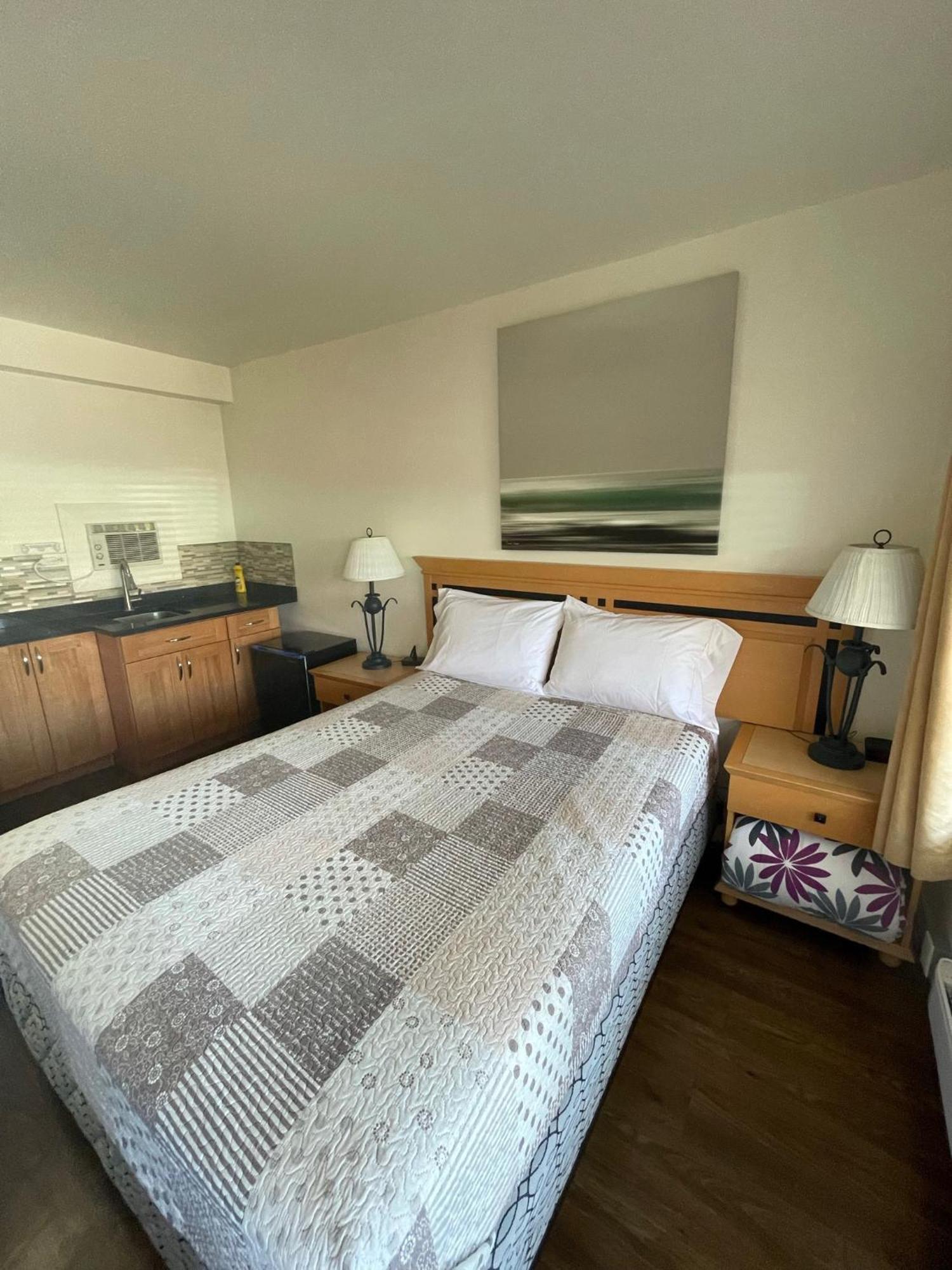 Sunset Motel Cache Creek Bagian luar foto