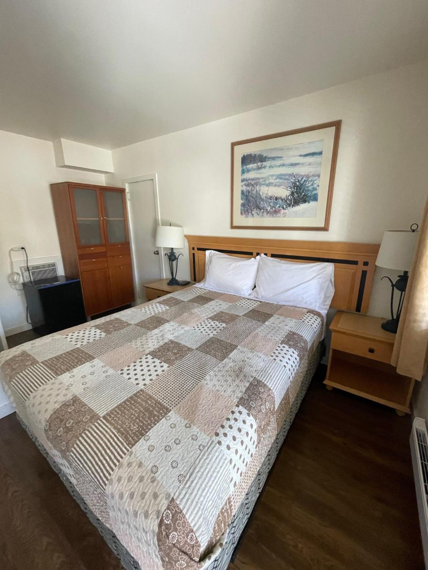 Sunset Motel Cache Creek Bagian luar foto